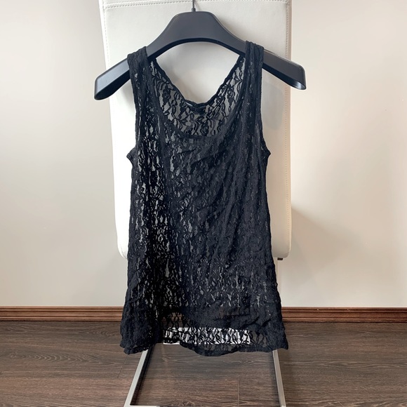Guess lace tank - Picture 1 of 3